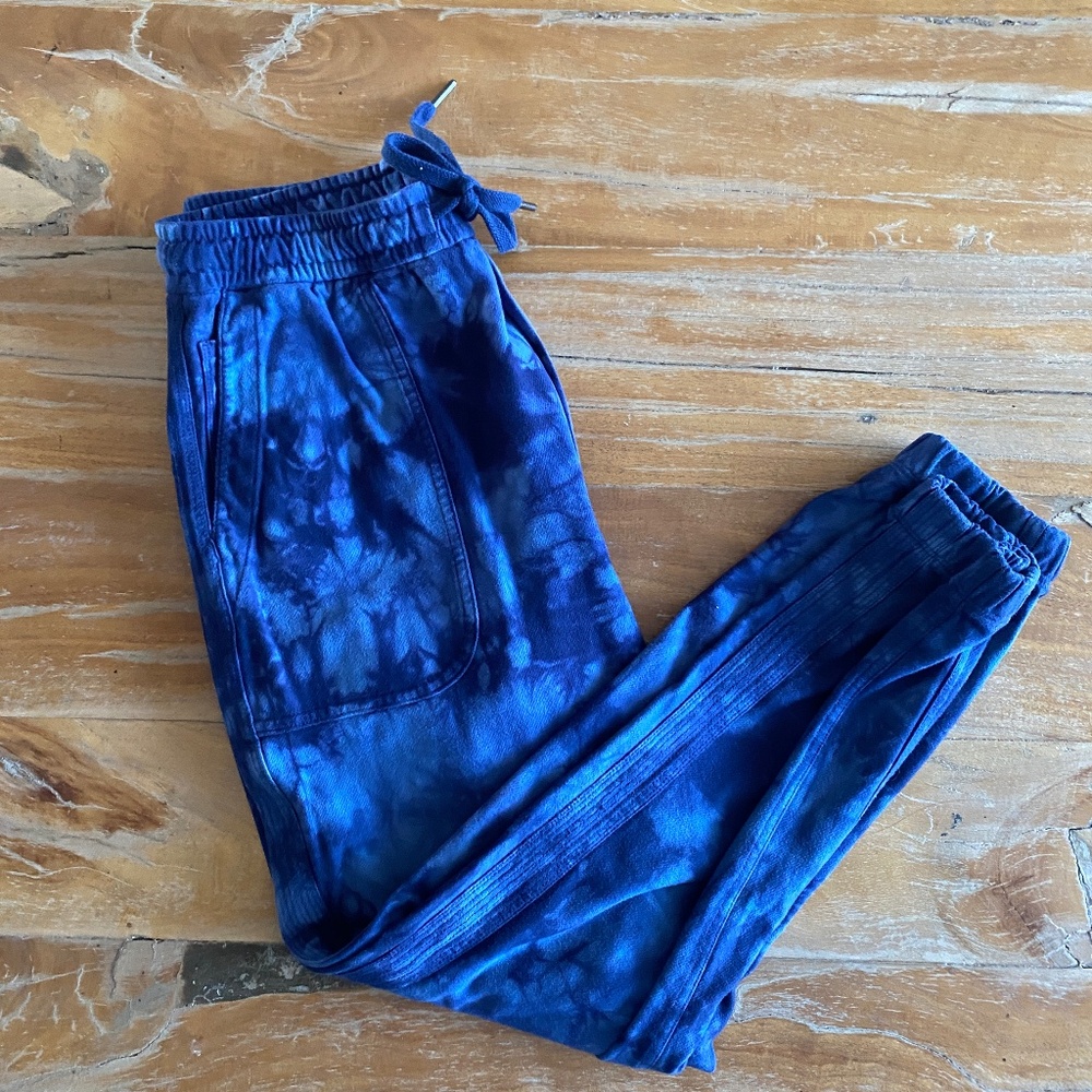 Athleta Farallon Jogger Size S Crystal Tie Dye Dress Blue Pants